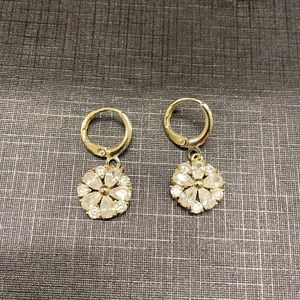 Clear crystal and gold leverback earrings